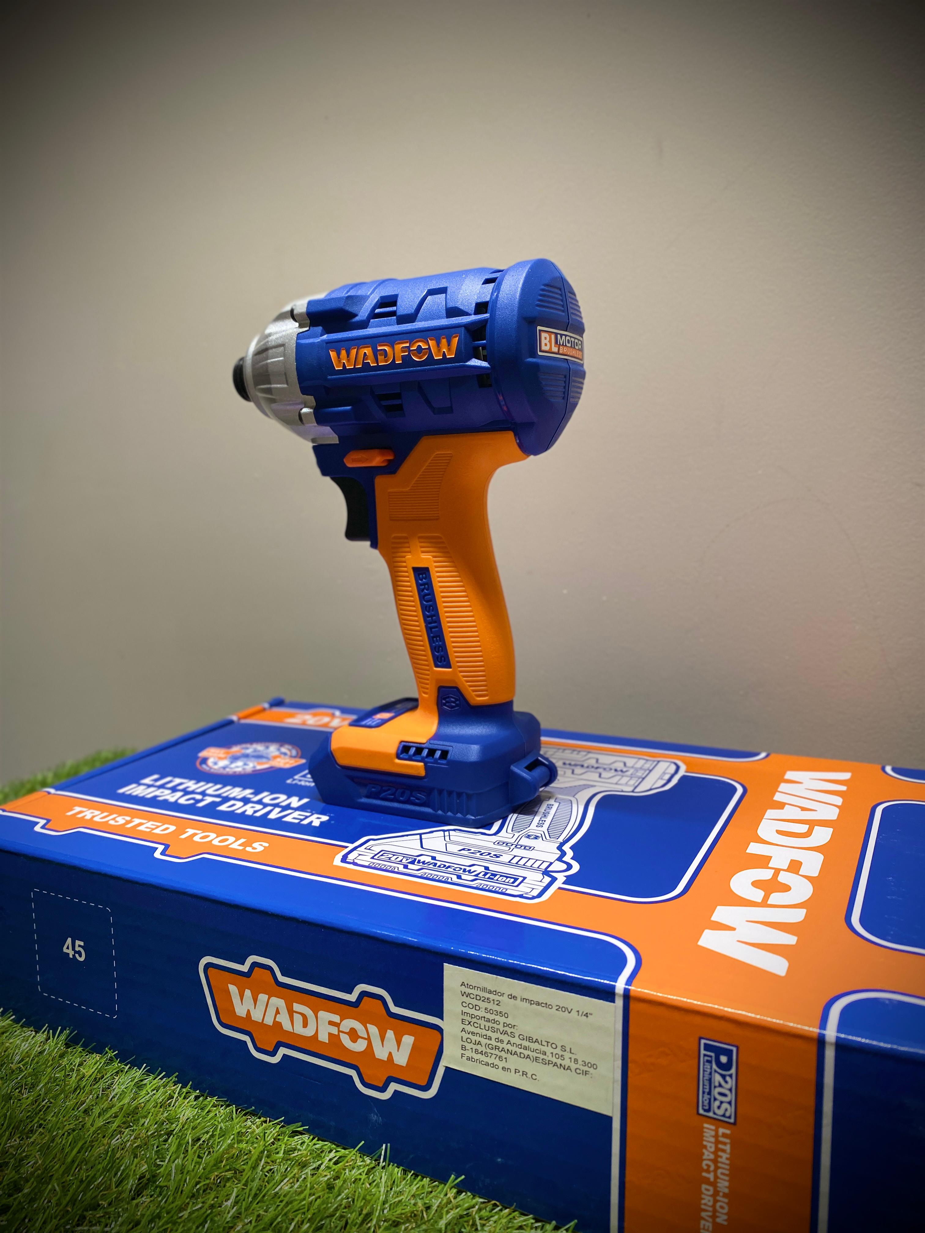 atornillador de impacto (20v)