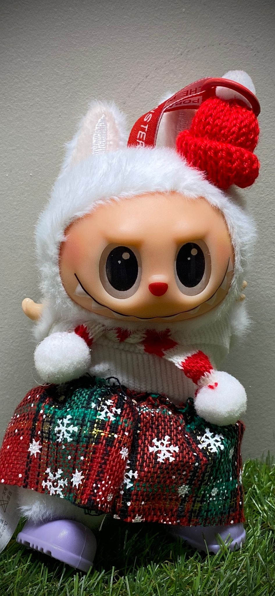 llavero labubu (abrigado)